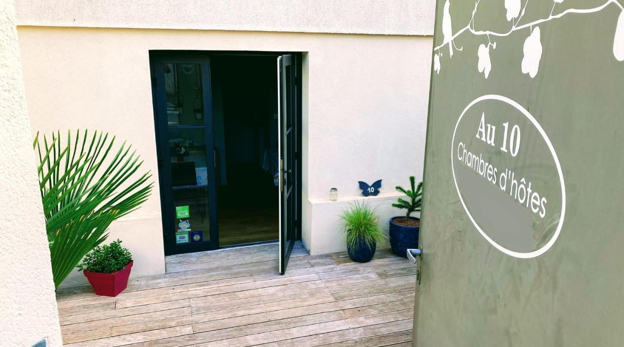 Au 10 Bed & Breakfast Luisant Zewnętrze zdjęcie