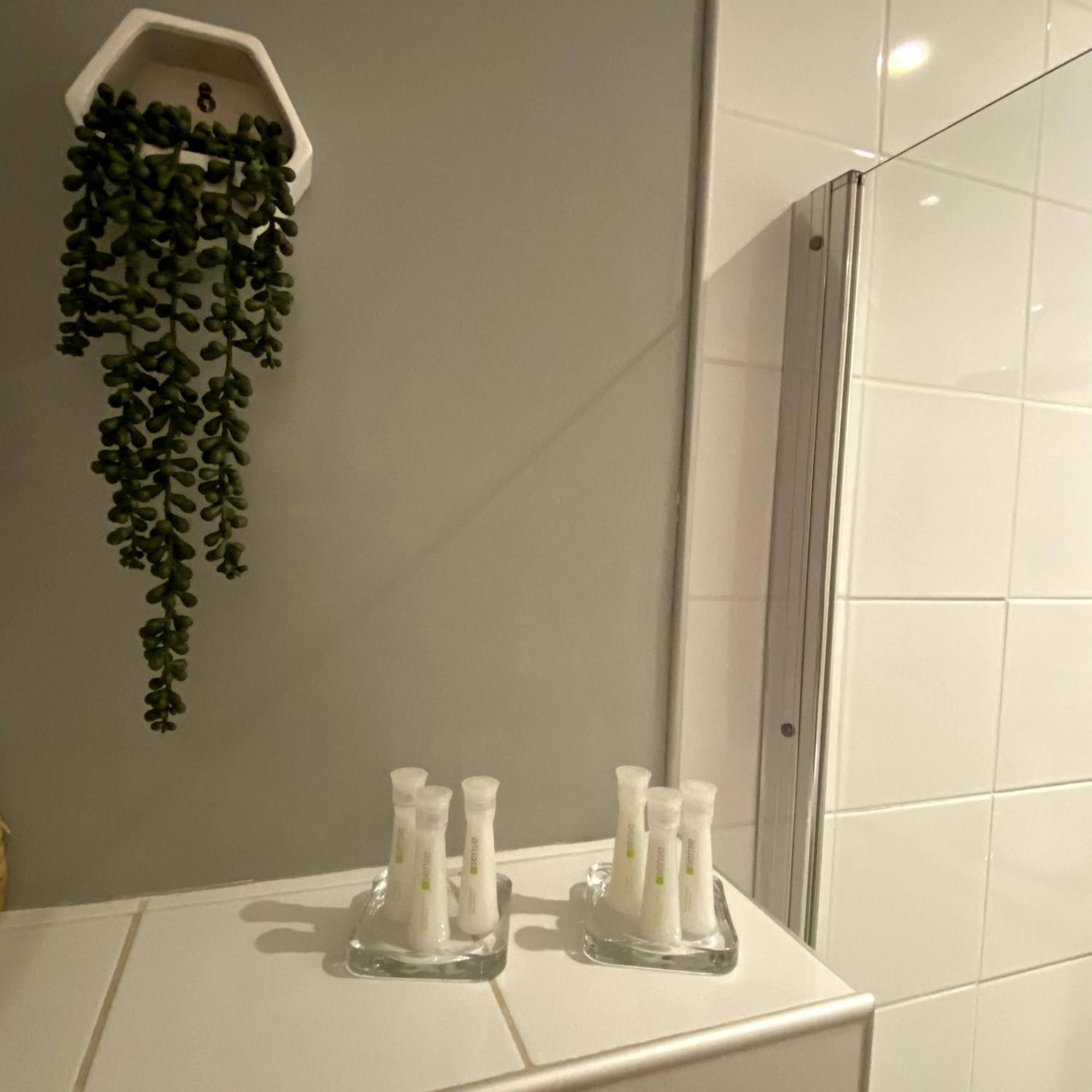 Au 10 Bed & Breakfast Luisant Pokój zdjęcie